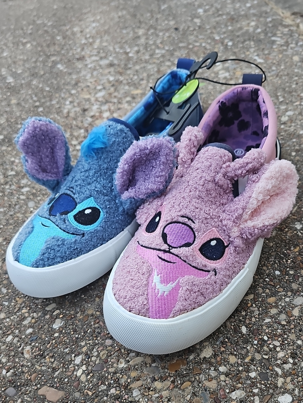 Ground Up Lilo & Stitch Angel Plush Fuzzy Slip-On Sneakers Women's 8 Trendsetter